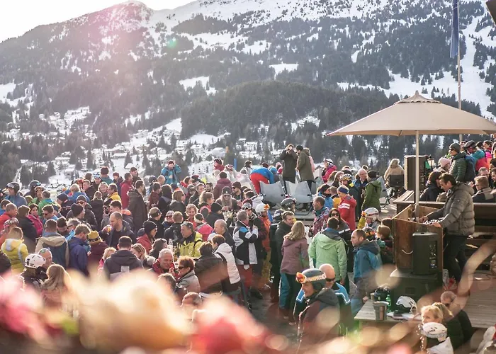 Berggasthaus Crest'ota Otel