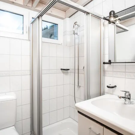 Berggasthaus Crest'ota Отель Ленцерхайде